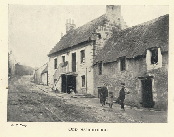 Old Sauchiebog circa 1880. It was a continuation of the Main street at the terminus and swept left in front of the Gas Works finishing opposite the old Police Station on Clydeford Road, now the site of the Fire Station